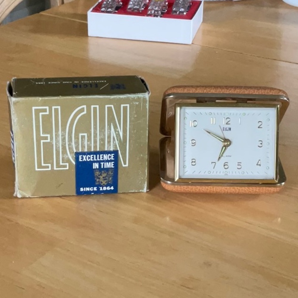 MCM of Elgin Elegant tan and white with gold accents Clock